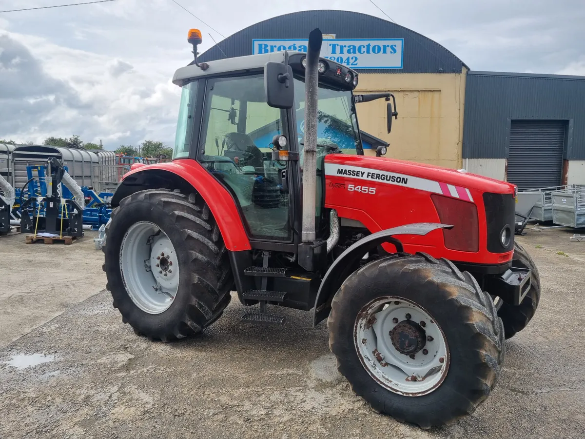 Massey Ferguson 5455 Dyna 4 - Image 2
