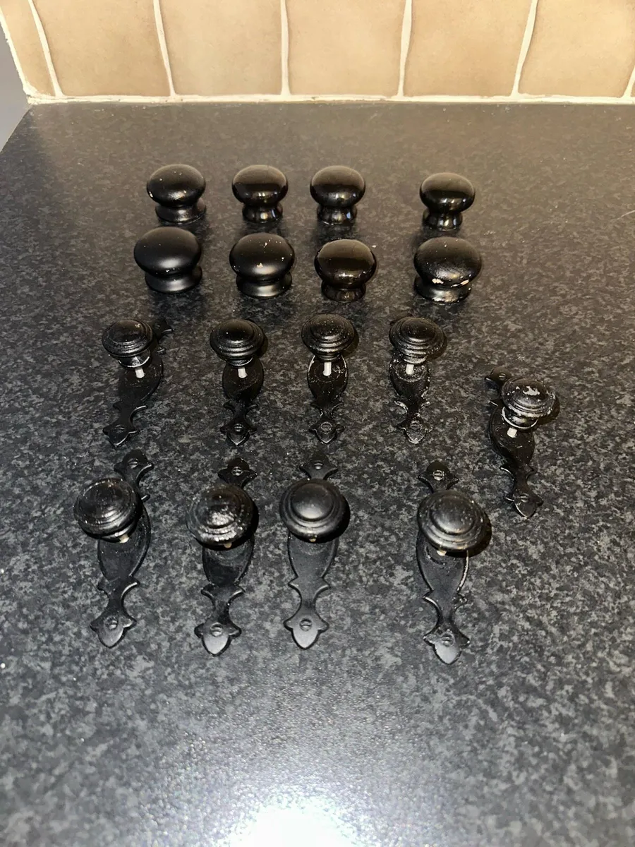 Kitchen Cabinet Knobs - Image 1