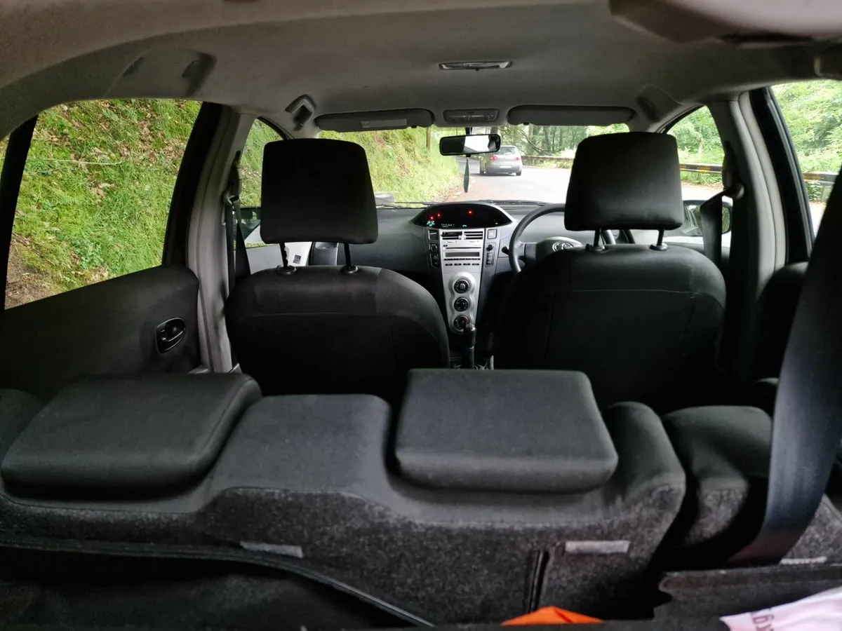 Toyota Yaris 2007 - low mileage - Image 3