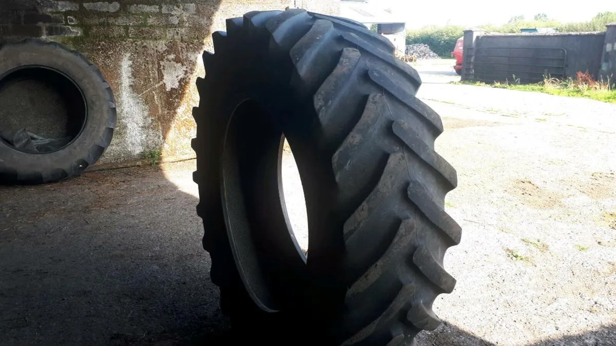 Tractor tyre - Image 4