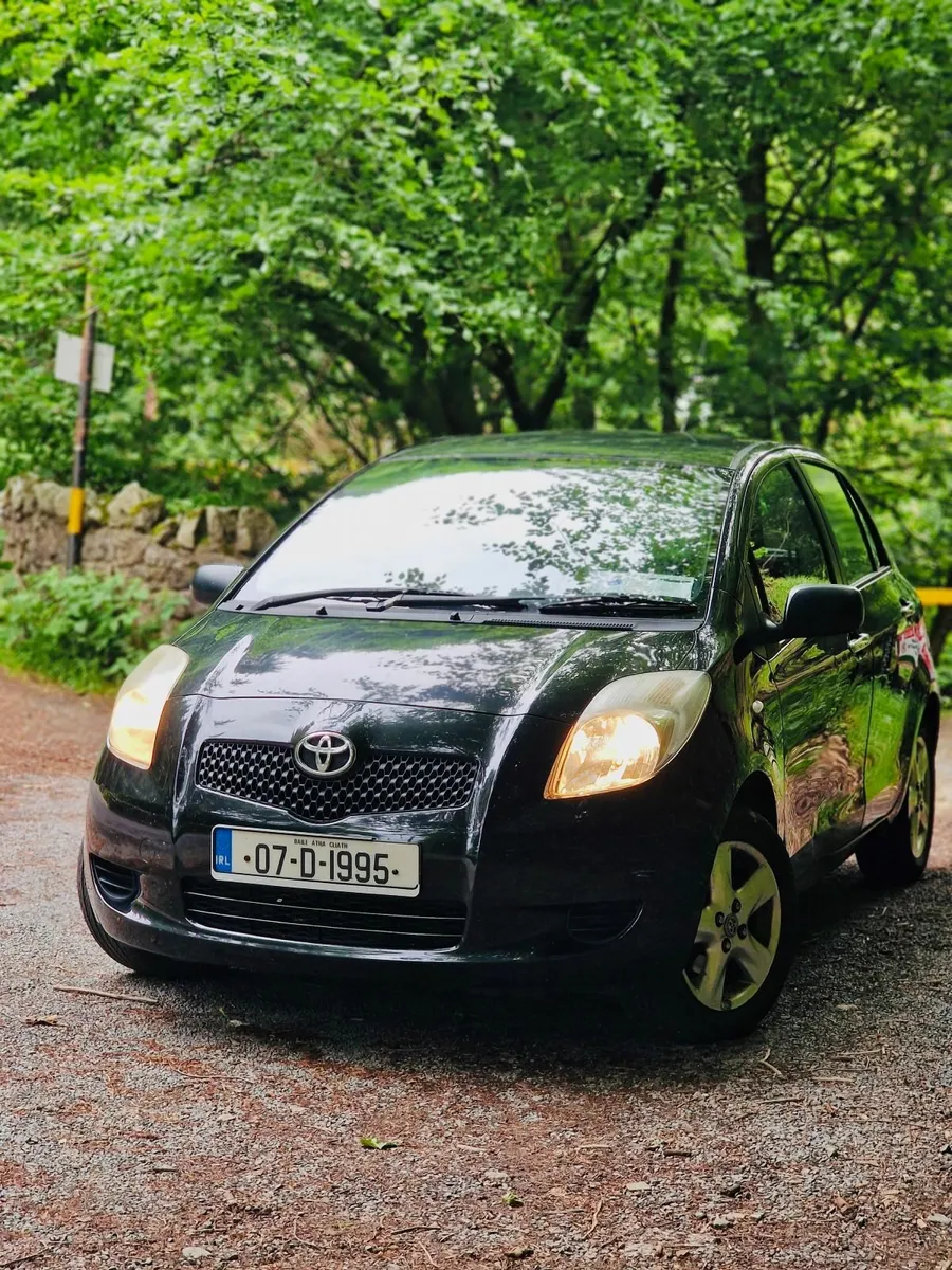 Toyota Yaris 2007 - low mileage - Image 2