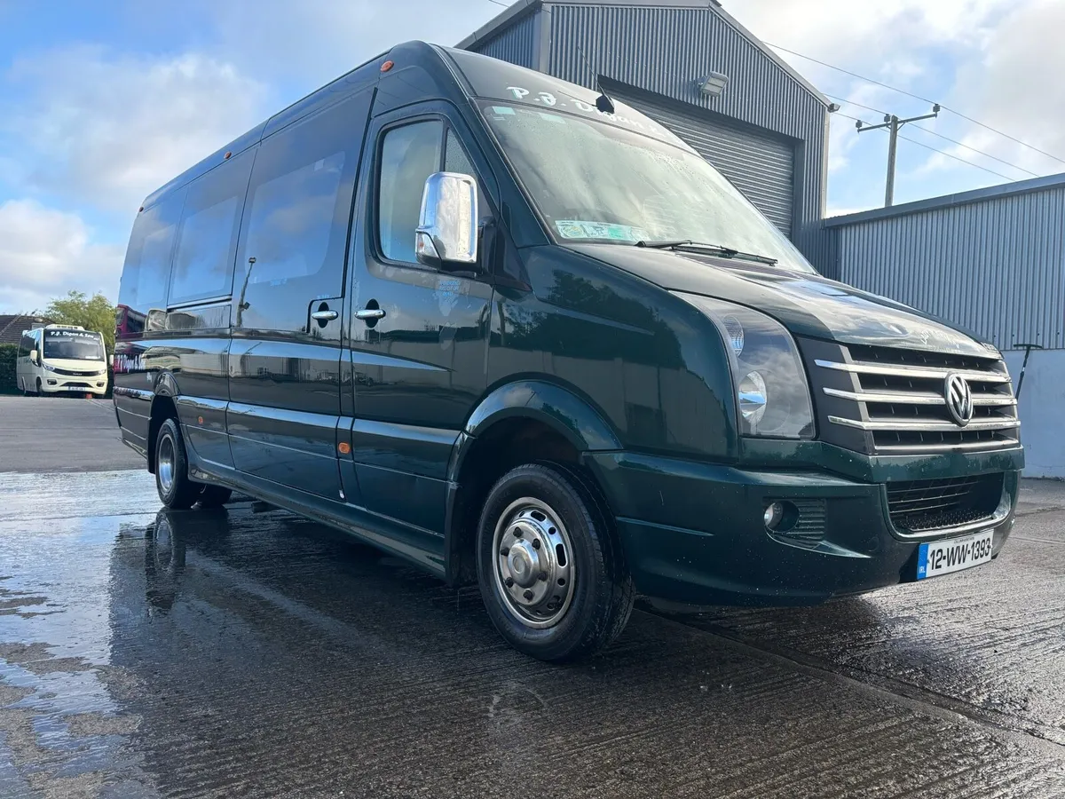 New cvrt 16 seater 2012 large boot - Image 1