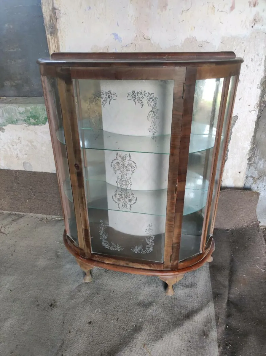 Vintage display cabinet - Image 2