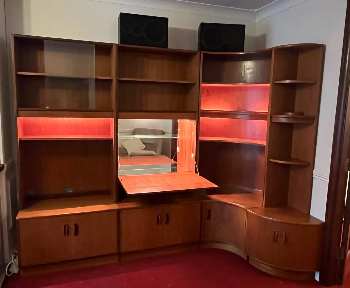 G-Plan Mid-Century Wall Units / Cabinet(s) x 4 - Image 2
