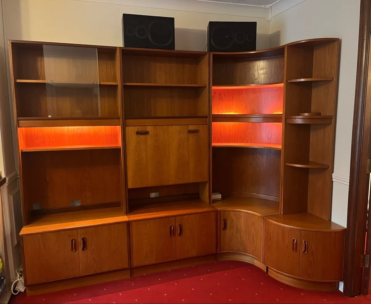 G-Plan Mid-Century Wall Units / Cabinet(s) x 4 - Image 3