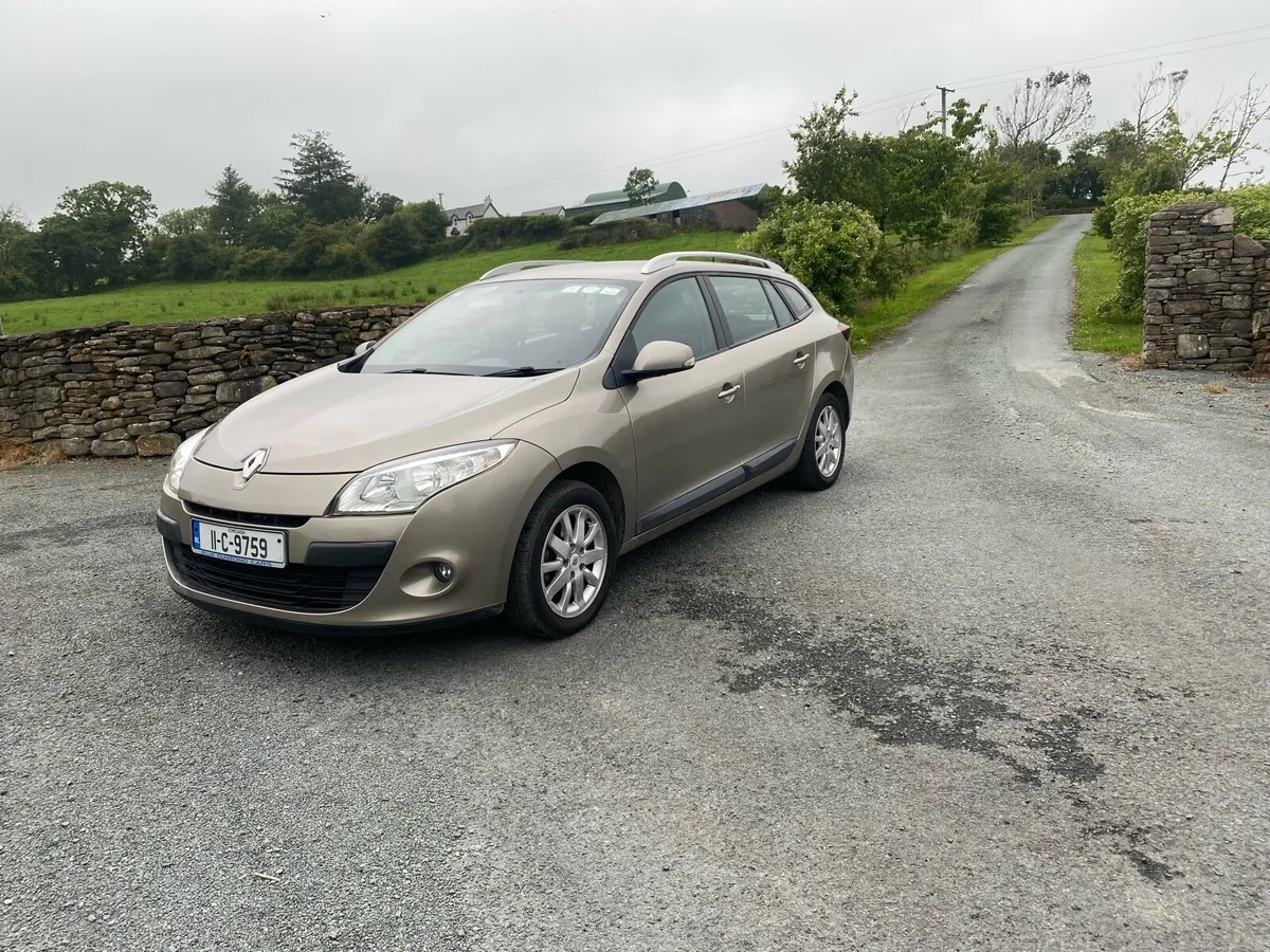 Renault megane (nct and tax) - Image 2