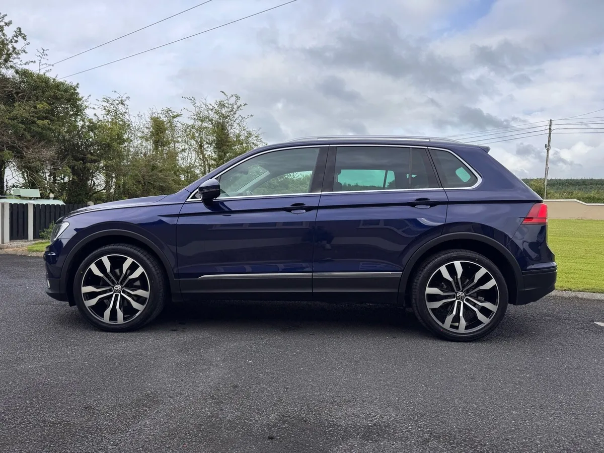2017 Volkswagen Tiguan SE Nav - Image 3
