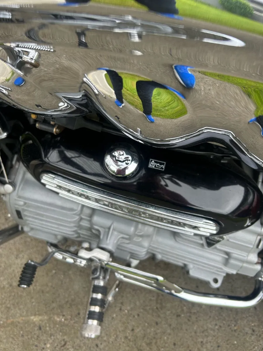Triumph Rocket 3 2005 - Image 4