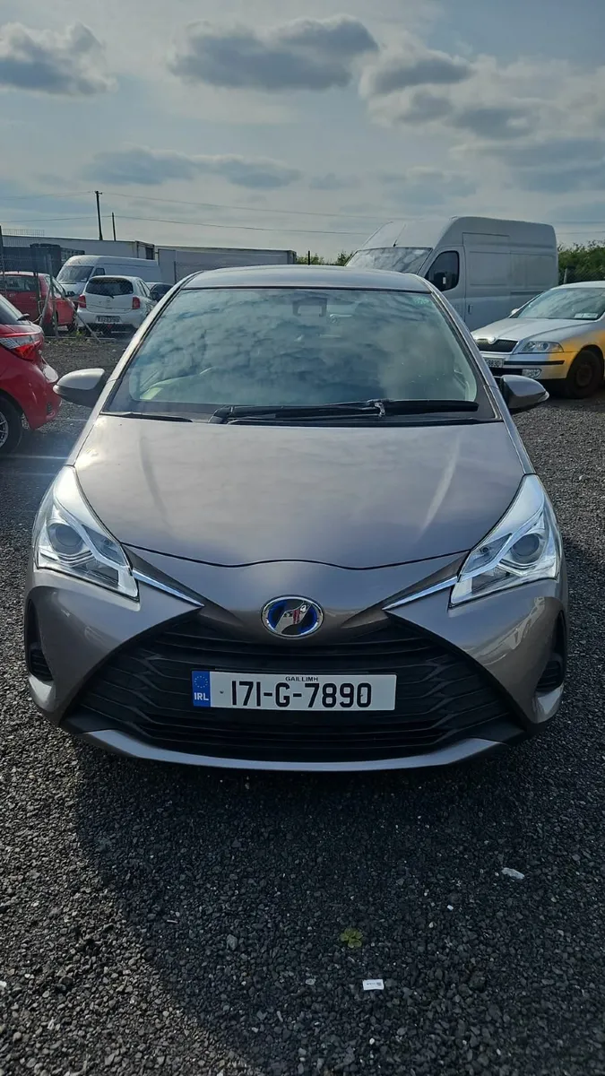 Toyota Vitz 2017 - Image 1