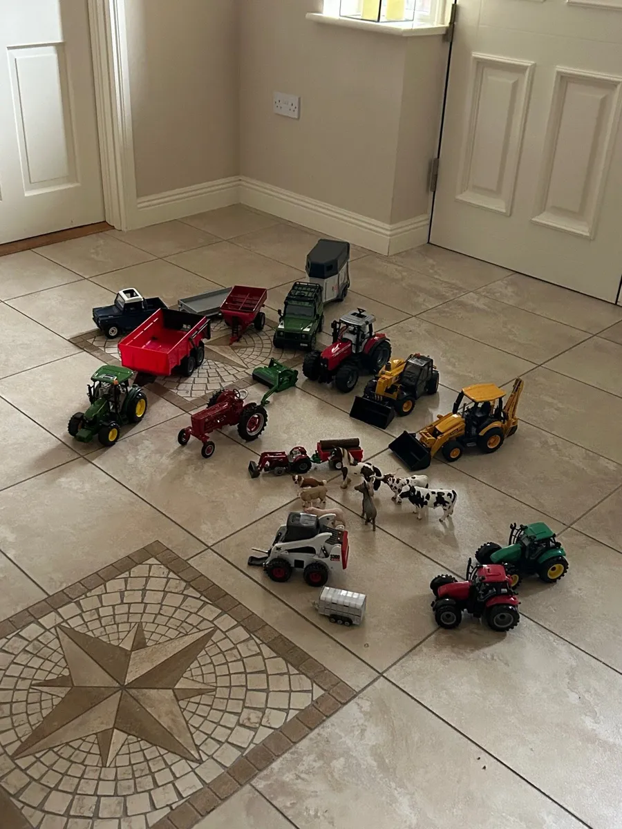 Farm toys - Image 1