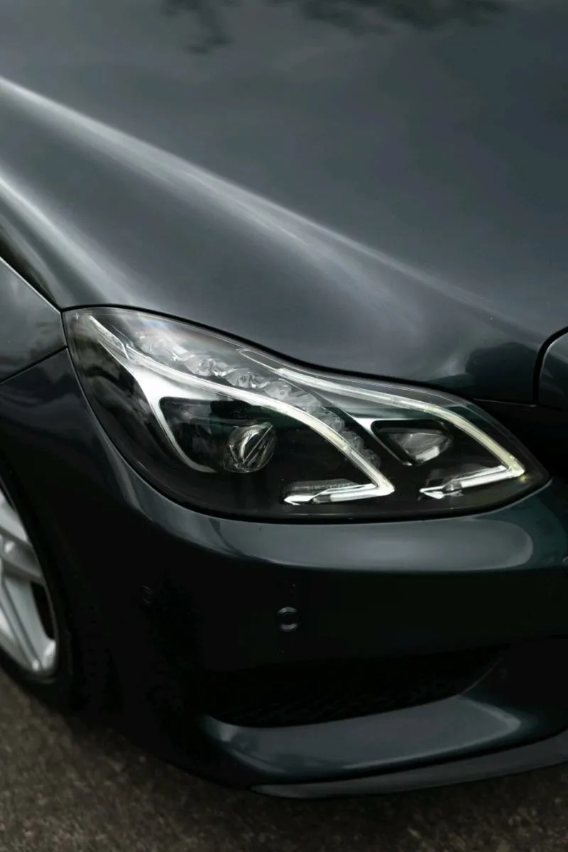 Mercedes E300 Hybrid Premium plus packet - Image 4