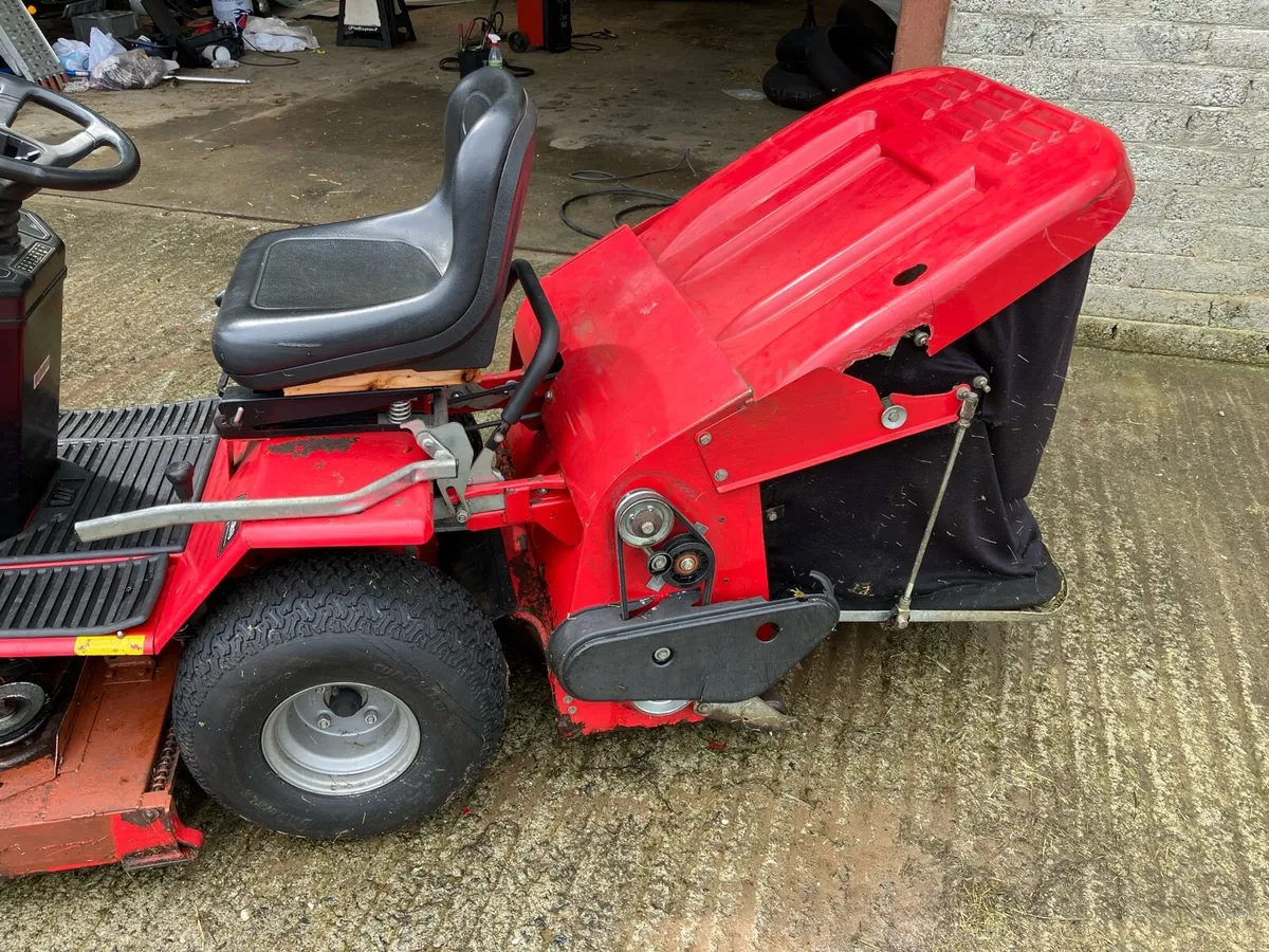 Ride on mower - Image 4
