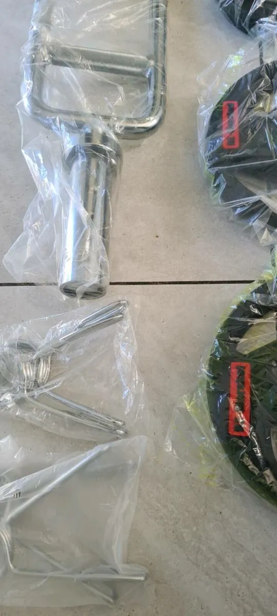 Large brand new Olympic weight lifting set - Image 2