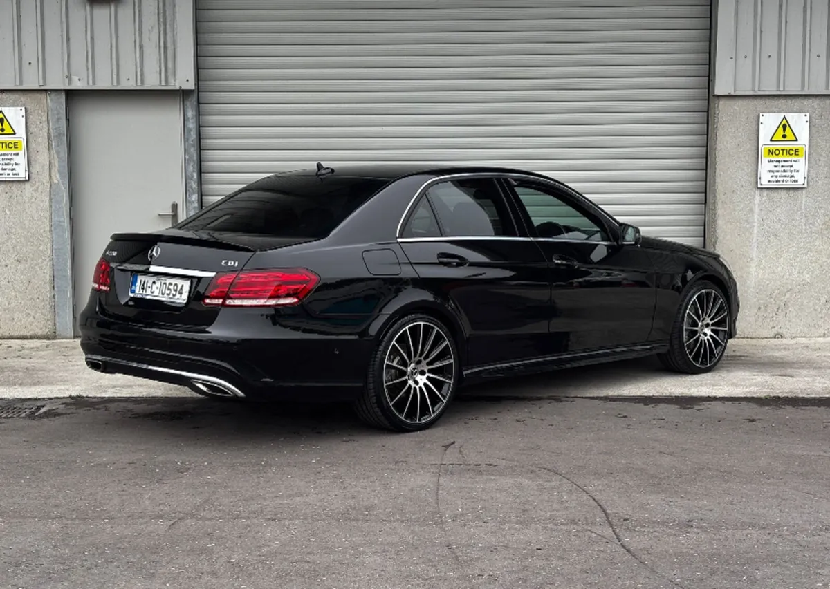 2014 Mercedes-Benz E220 2.1 AMG Automatic - Image 4