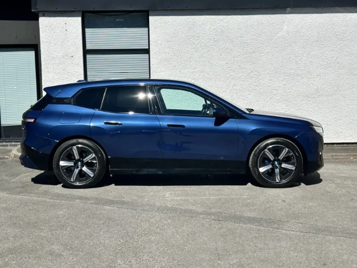 2024 IX XDRIVE40 M SPORT (BIG SPEC ) - Image 2