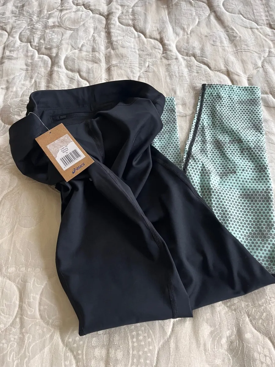 ASICS BNWT Women’s Leggings Size M - Image 1