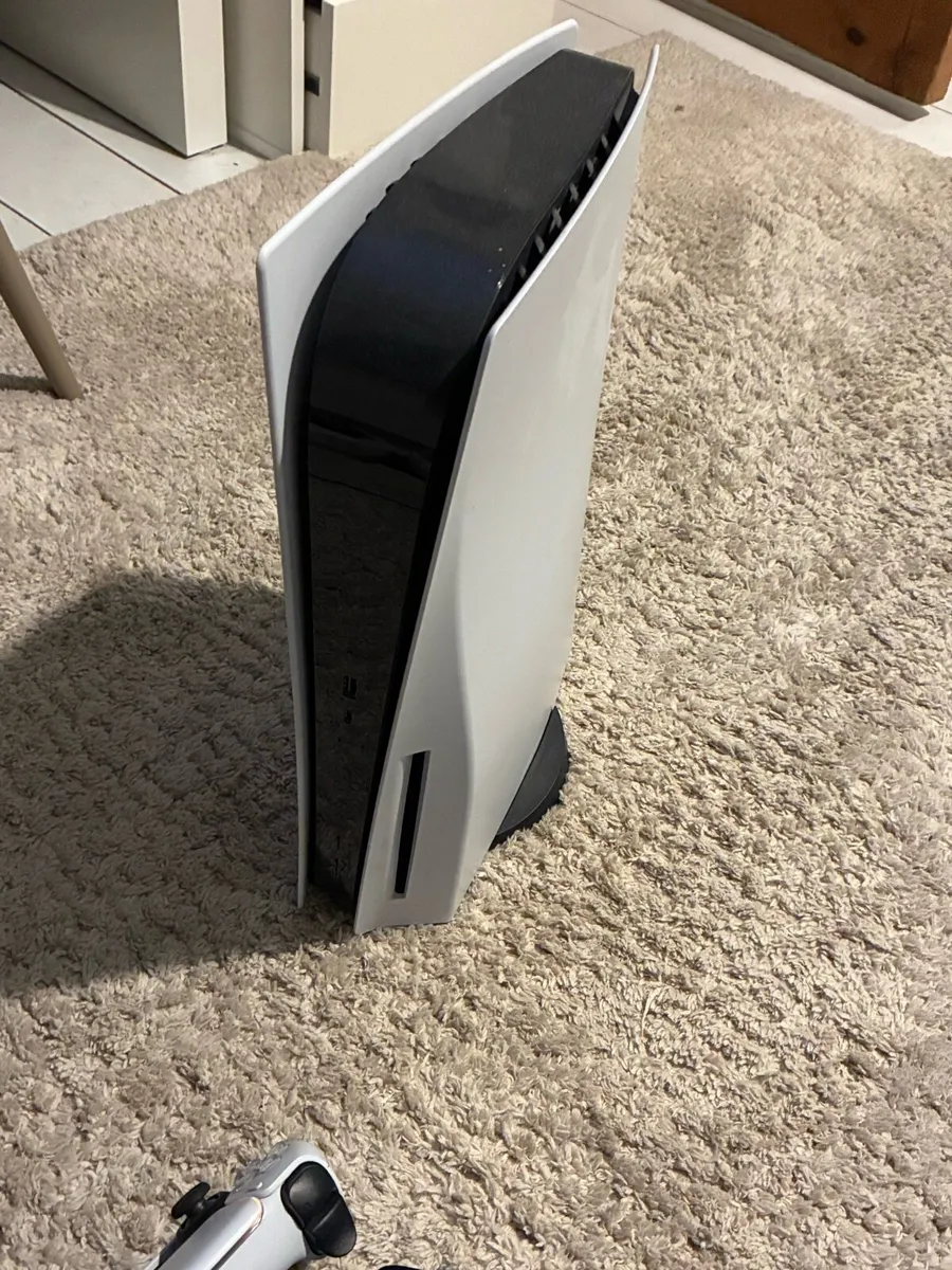 PS5 Disc edition - Image 2