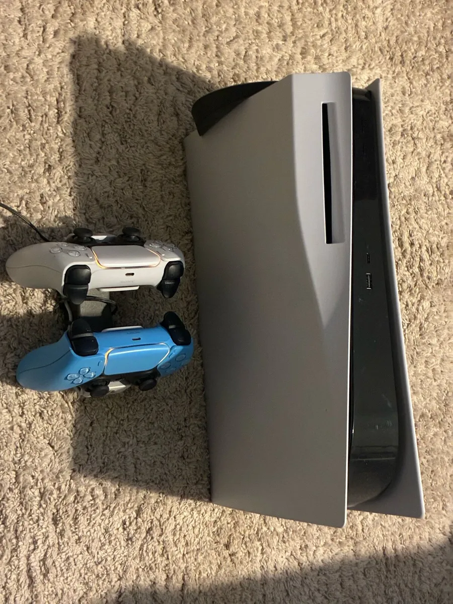 PS5 Disc edition - Image 3
