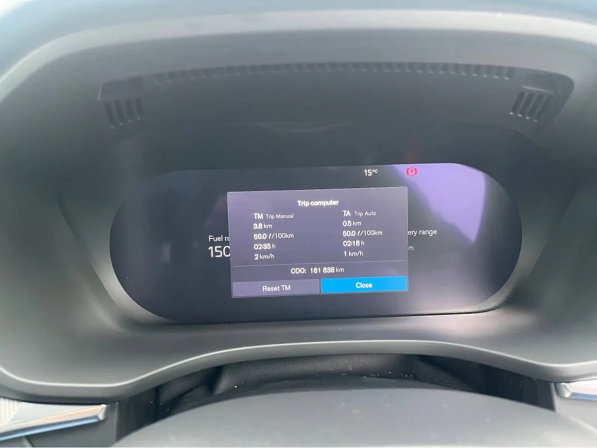 Volvo XC60 T6 Phev Plus Dark AWD 5DR Auto - Image 2