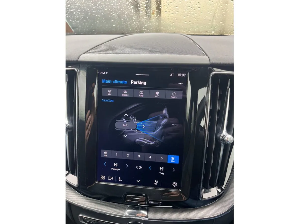 Volvo XC60 T6 Phev Plus Dark AWD 5DR Auto - Image 3