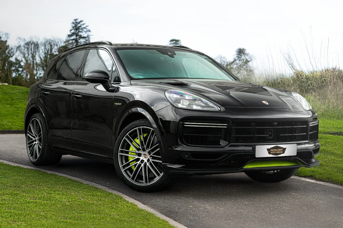 Porsche Cayenne TURBO S  2020 670BHP 4.0 V8 Hybrid - Image 1