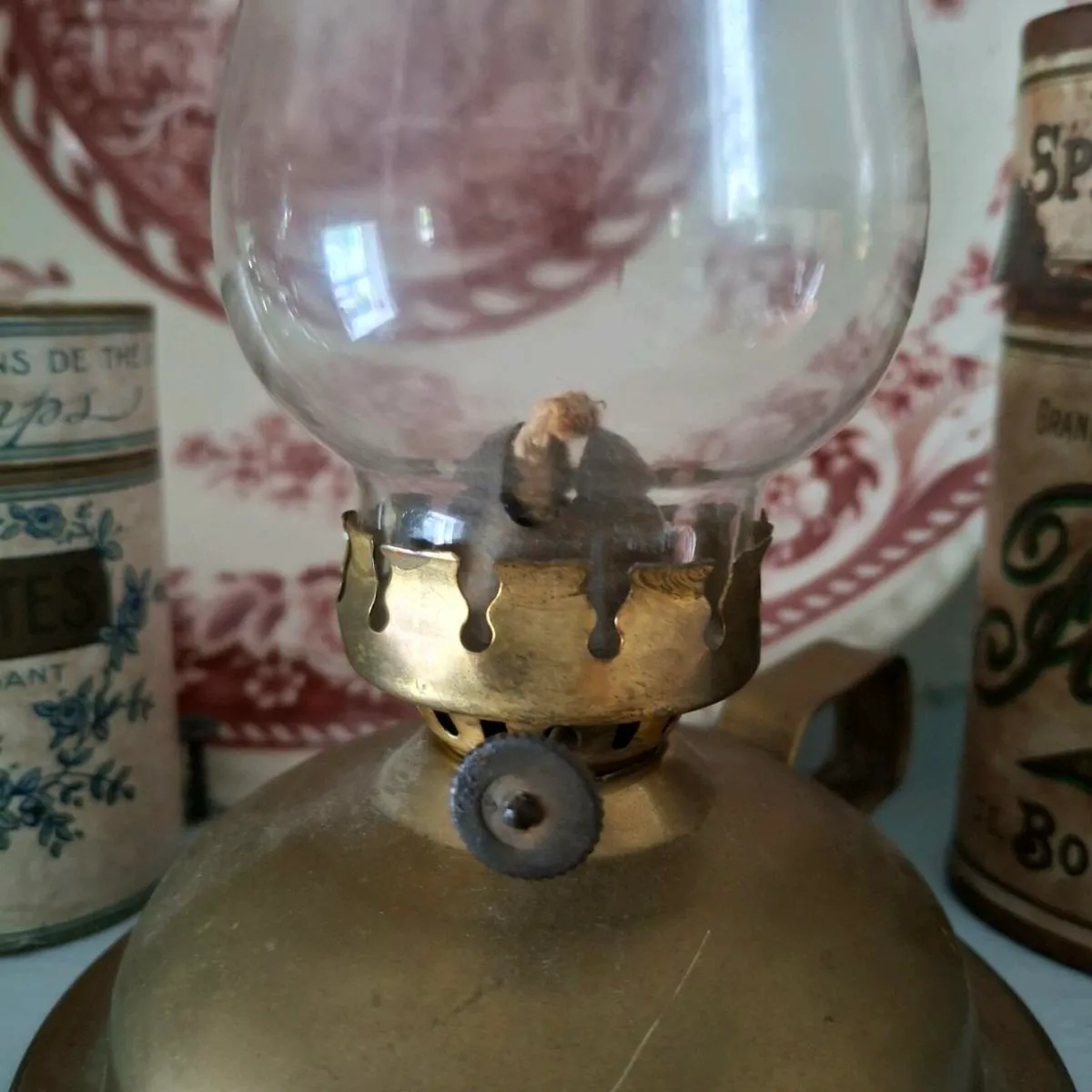 Brass Nursing Lamp - Image 3