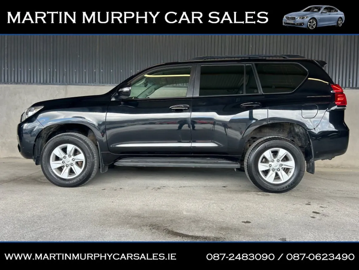 Toyota Landcruiser 2.8 LWB Manual - Image 3