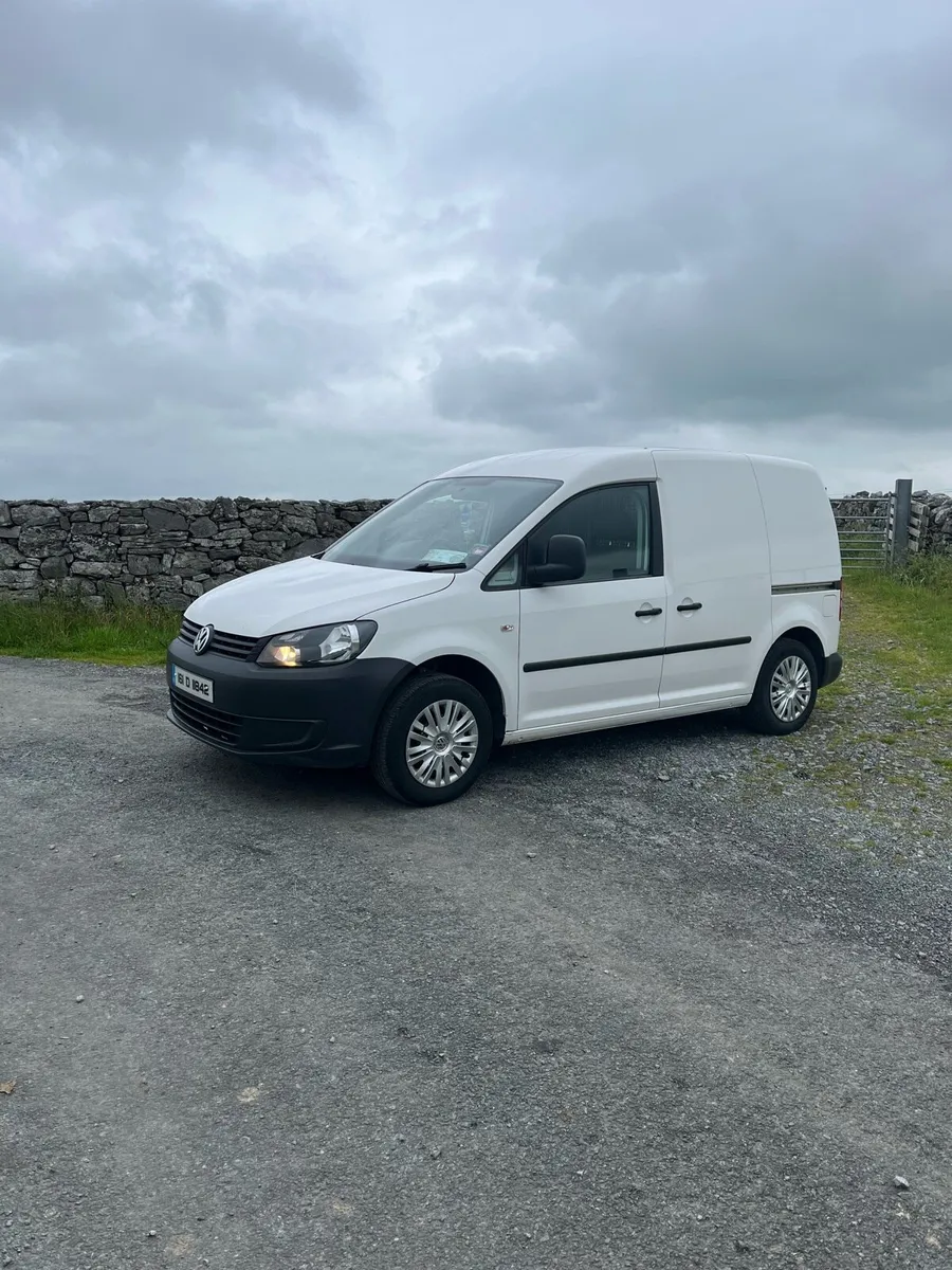 2016 Volkswagen Caddy - Image 2