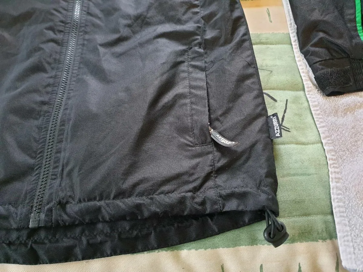 Donegal Gaelic Football Coat 2010 to 2011 - Image 4