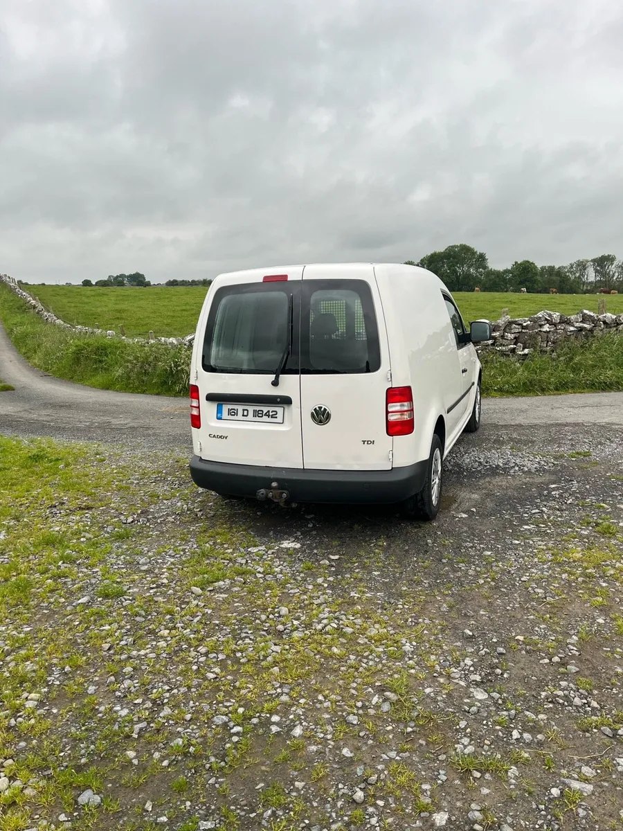 2016 Volkswagen Caddy - Image 3