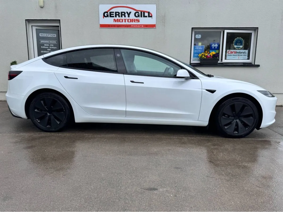 Tesla Model 3 RWD - Image 3