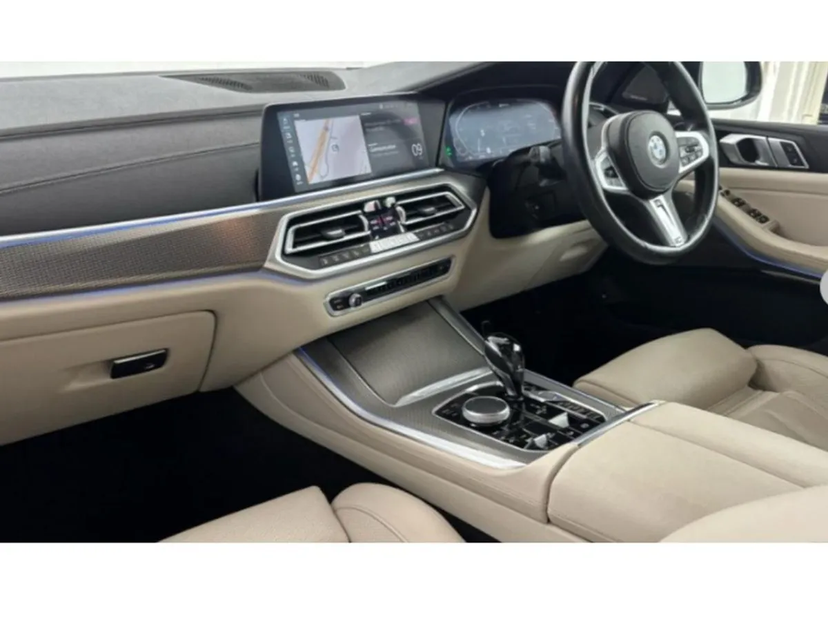 BMW 5 Series 520D M Sport  ivory Leather - Image 2