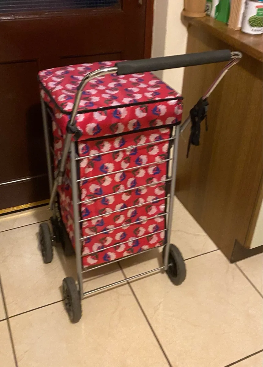 6 Wheel Shopping Trolley with New Bag - Image 4
