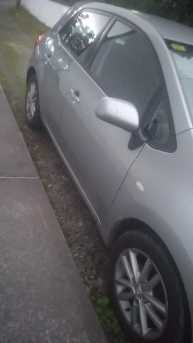 Toyota auris 1.3 petrol, NCT - Image 2