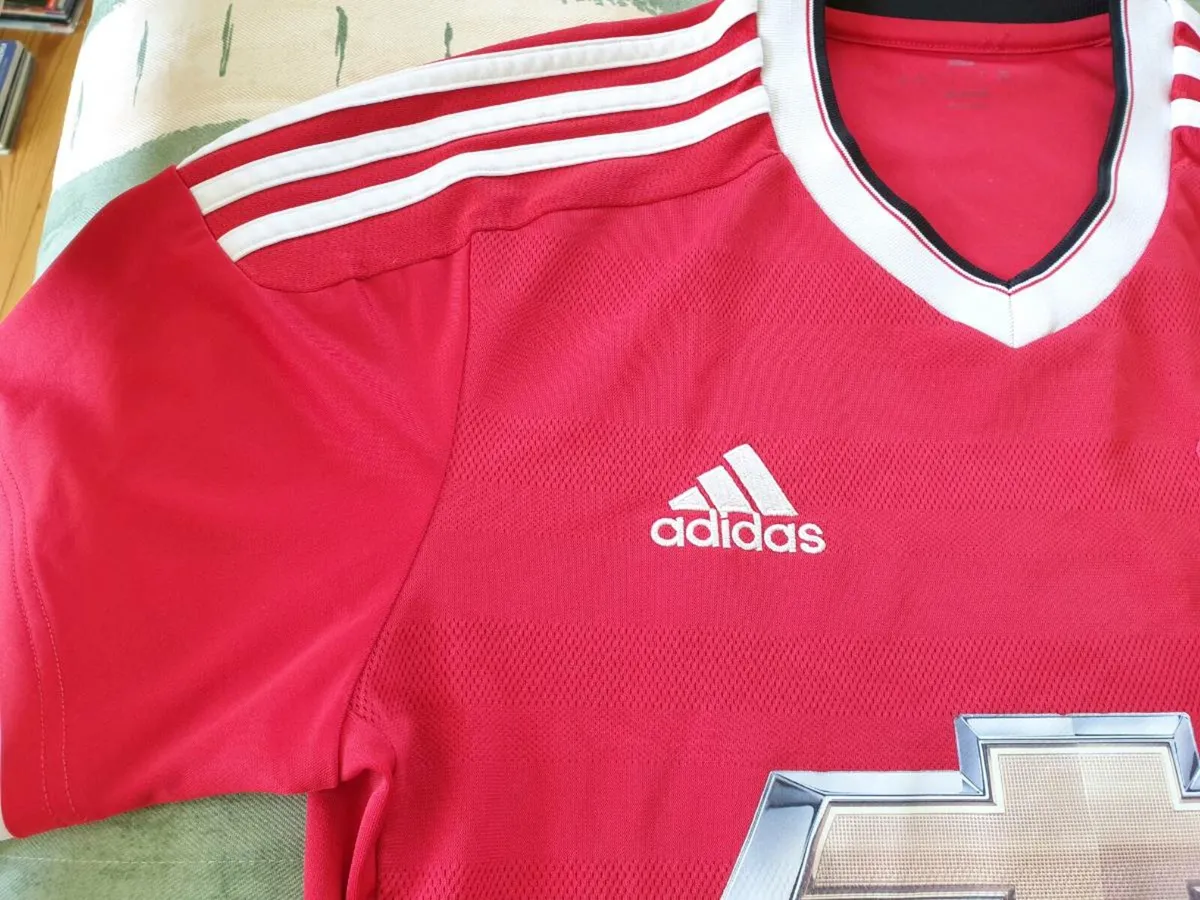 Manchester United Football Club Home Jersey 2015 - Image 3