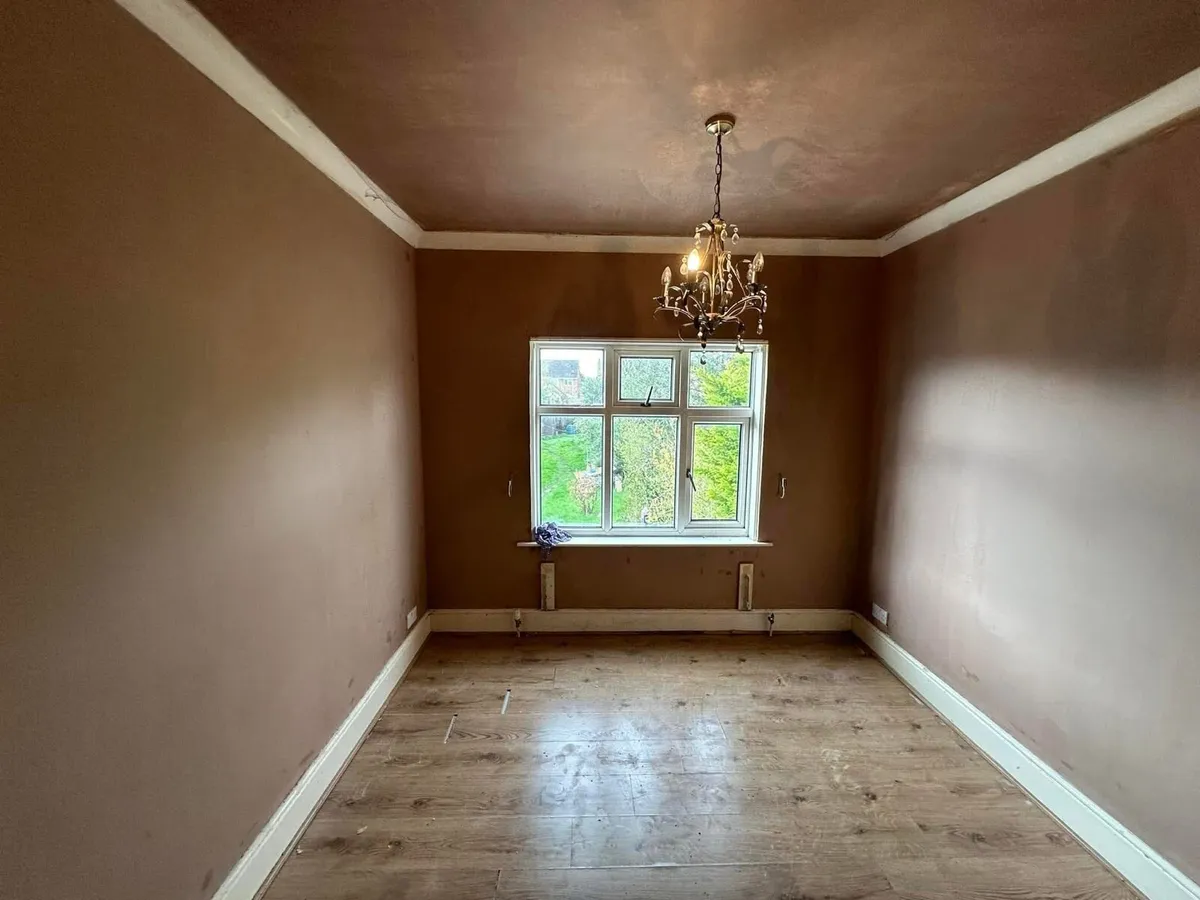 Plasterer available - Image 3