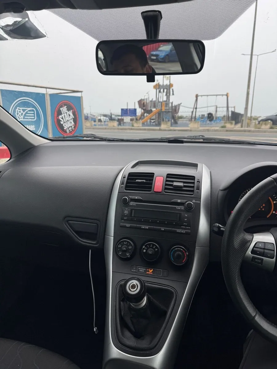 Car - Image 3