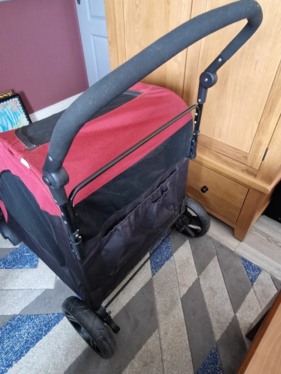 Pet stroller/carrier - Image 1