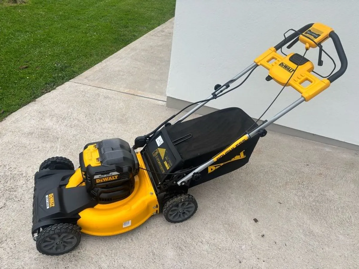 Dewalt lawn mower 2x 18V - Image 4