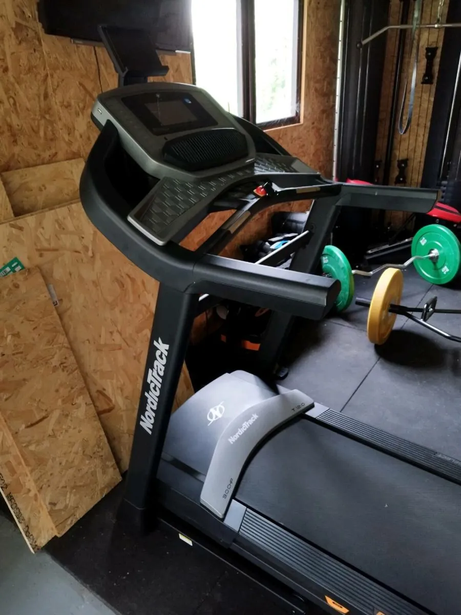 NordicTrack T12 Treadmill - Image 1