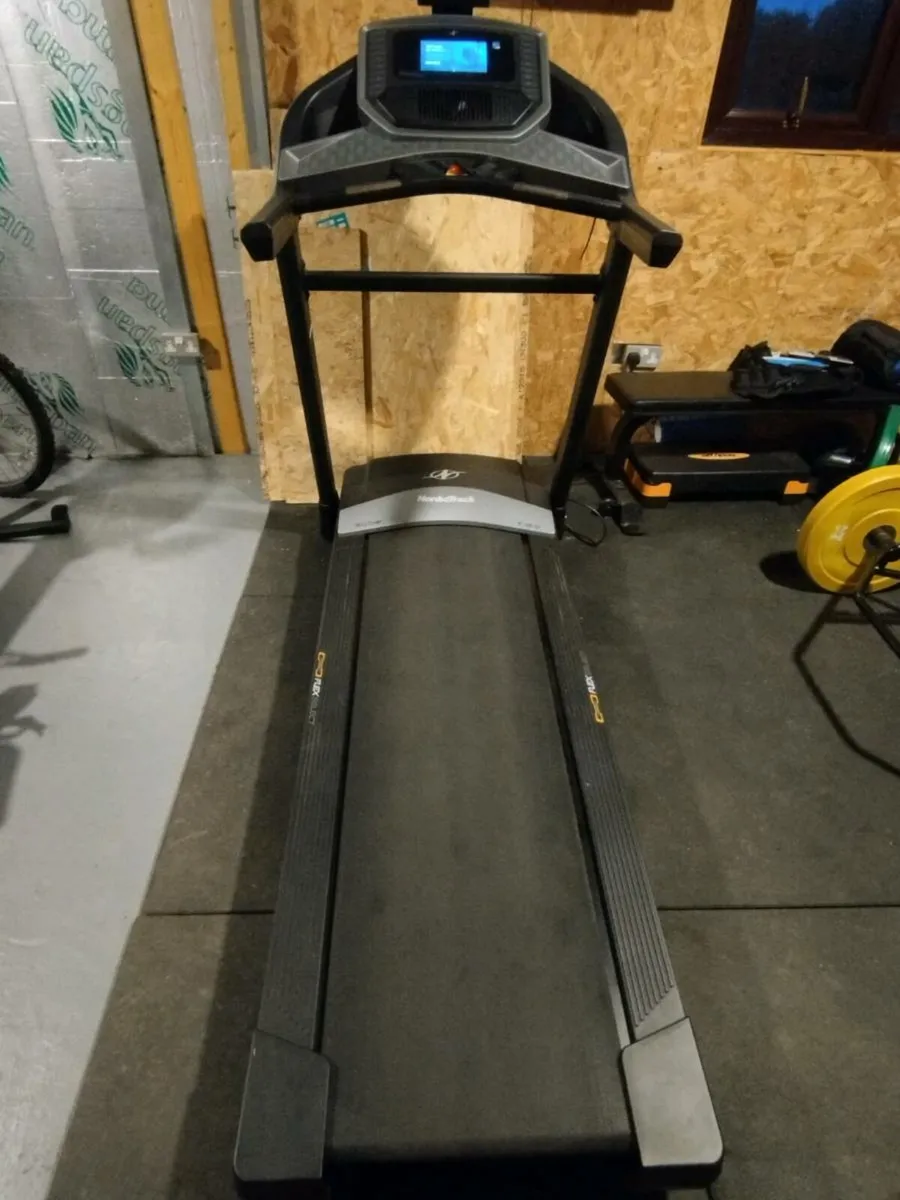NordicTrack T12 Treadmill - Image 3