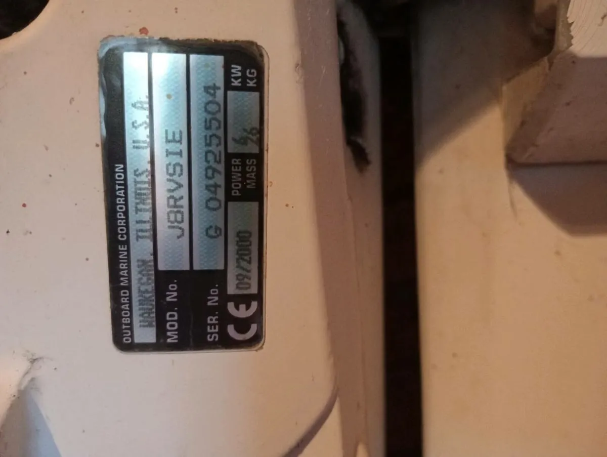 Johnson 8hp outboard. - Image 4