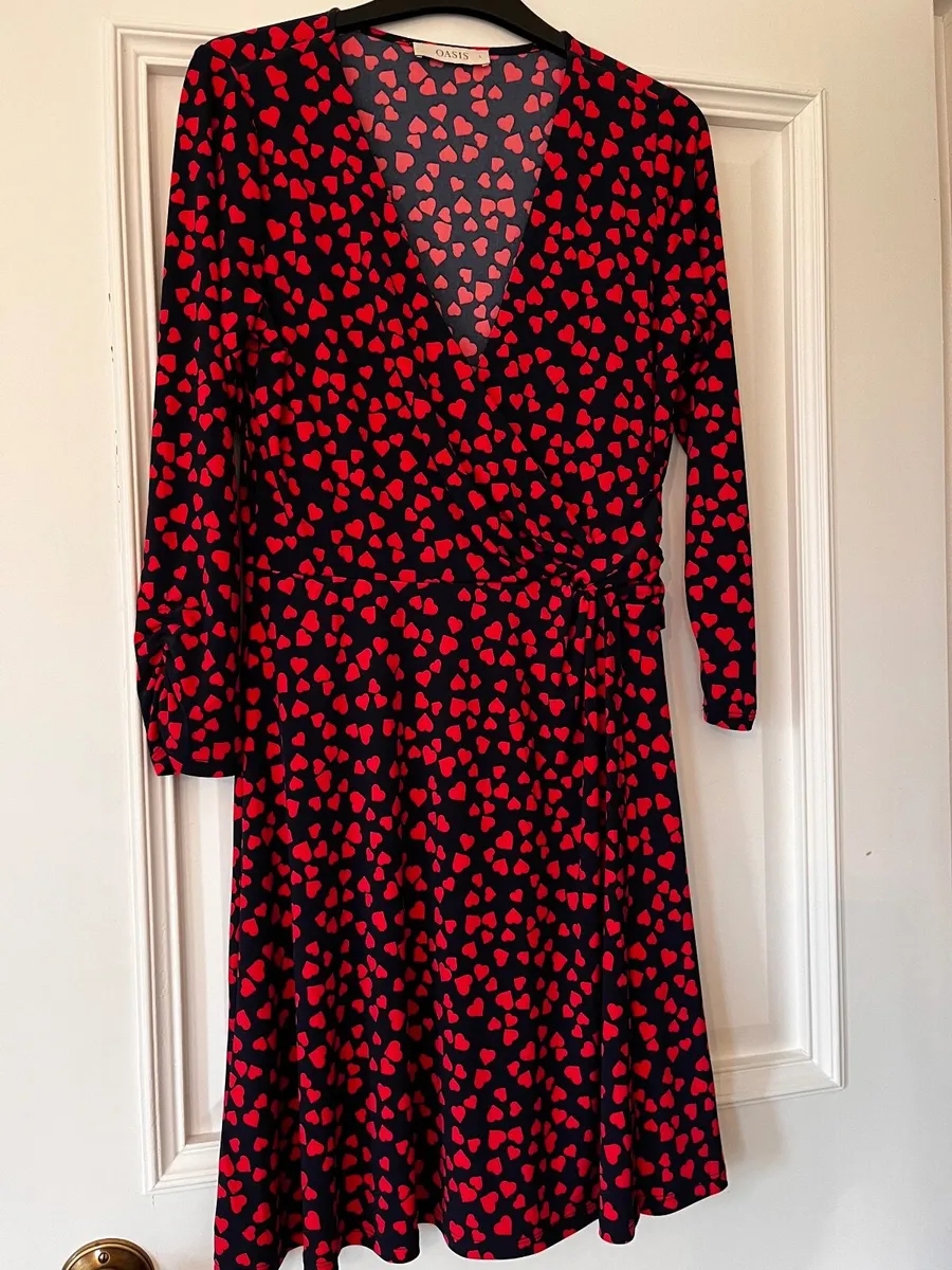 Oasis Heart Dress Size 10/Small Women’s - Image 1