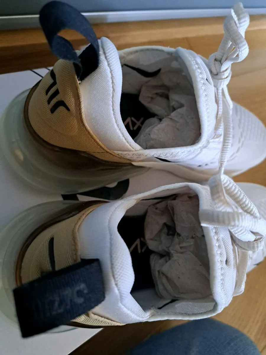 Womens Nike Air Max 270 - Image 3