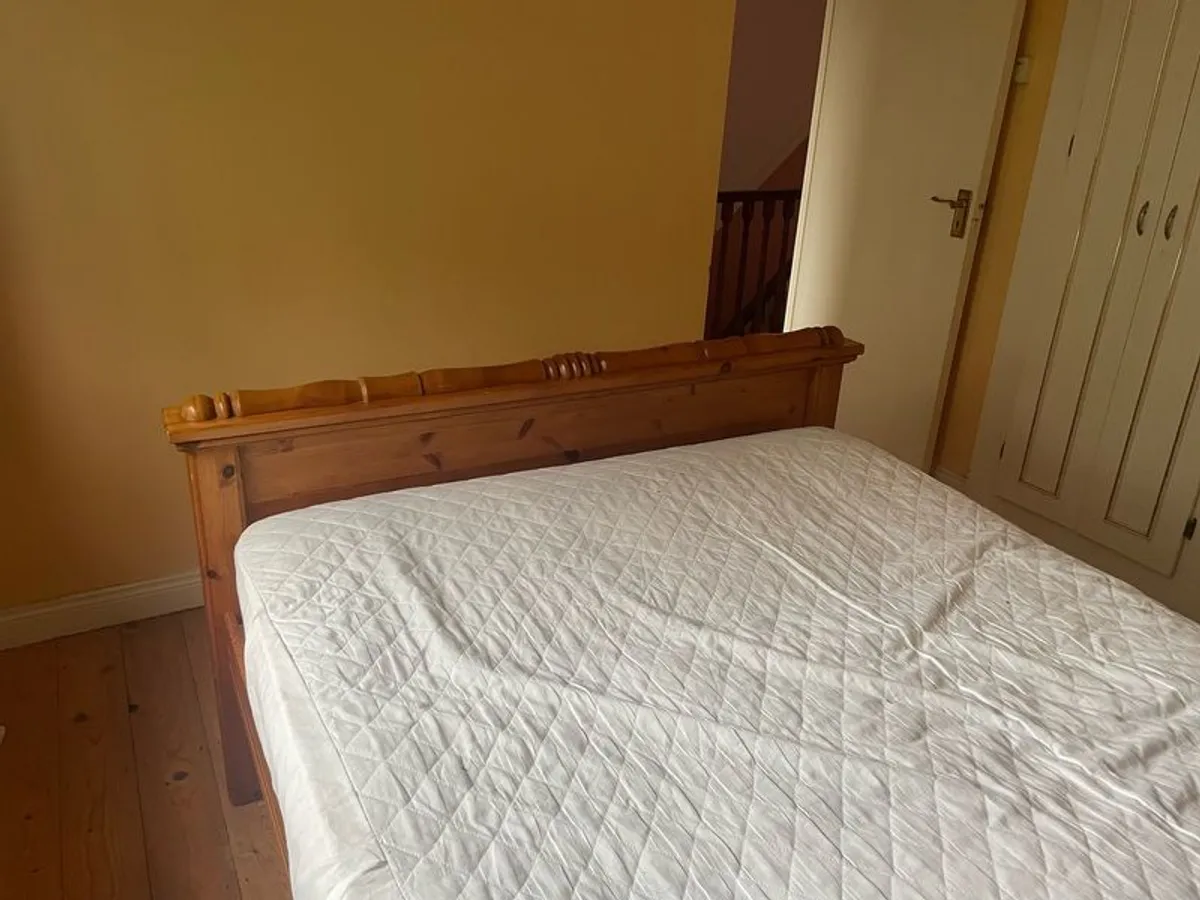 Double size bed frame - Image 4