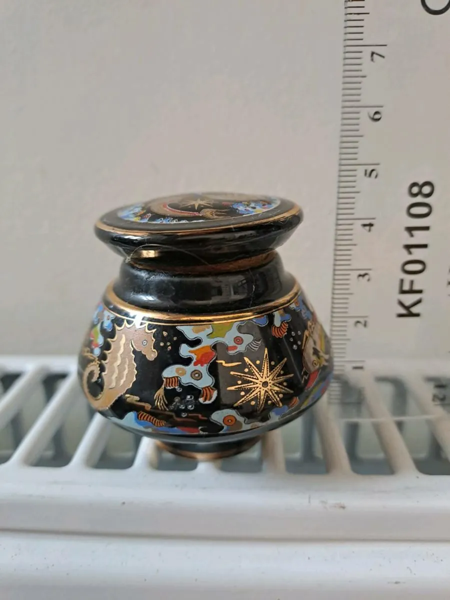 Greek solid perfume pot - Image 3