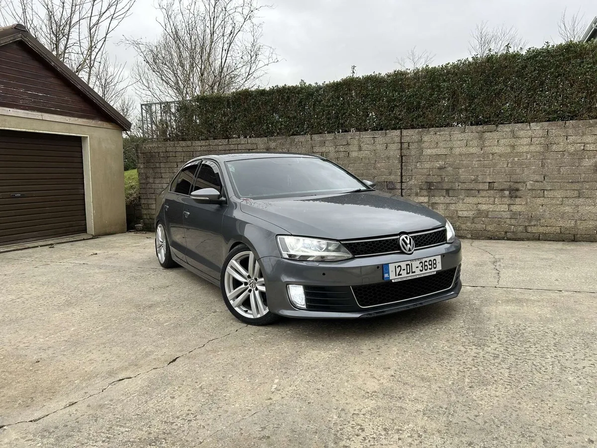 Volkswagen Jetta 2.0 CR140 - Image 1