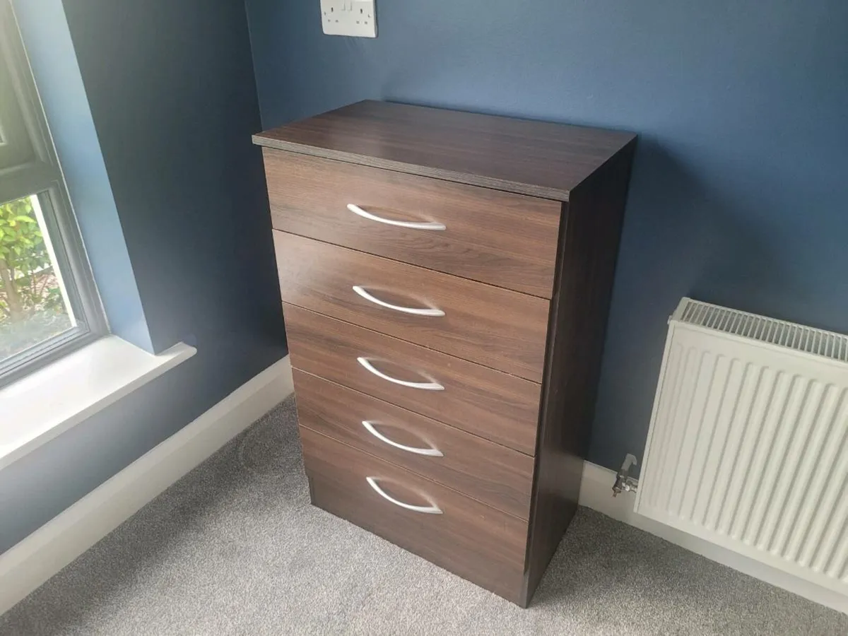 Bedroom Lockers and Chest of Drawers - Image 1
