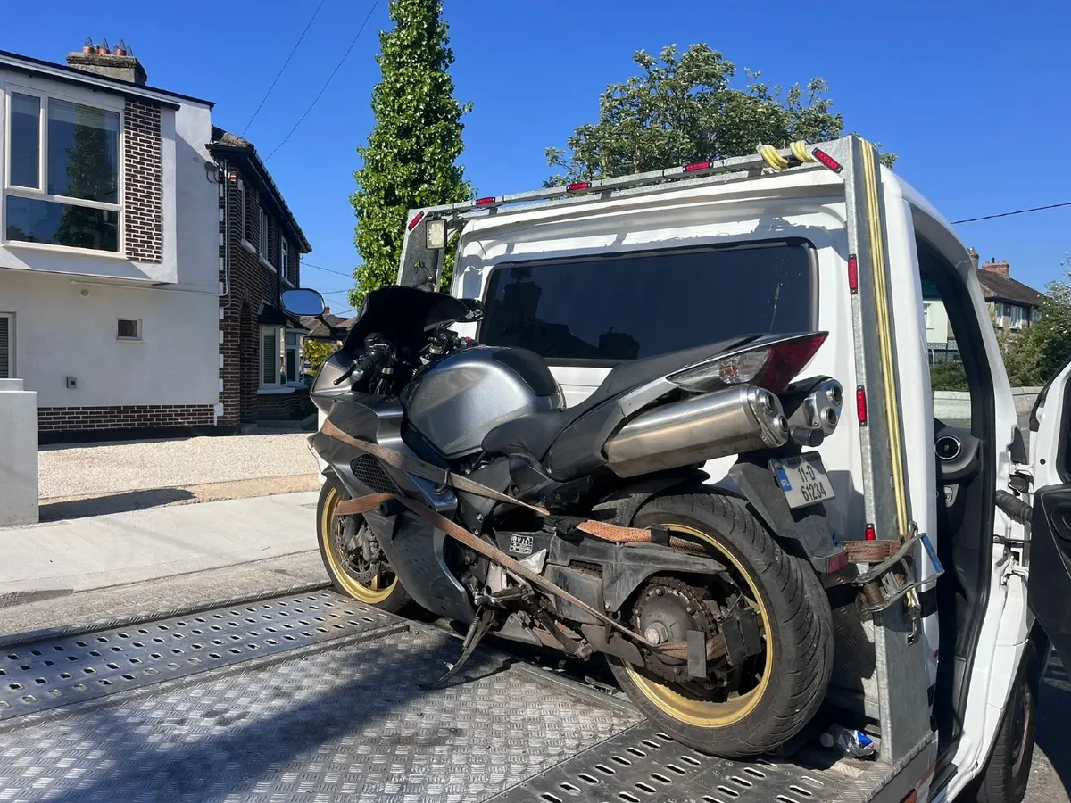 2011 Honda VFR800 - Image 3