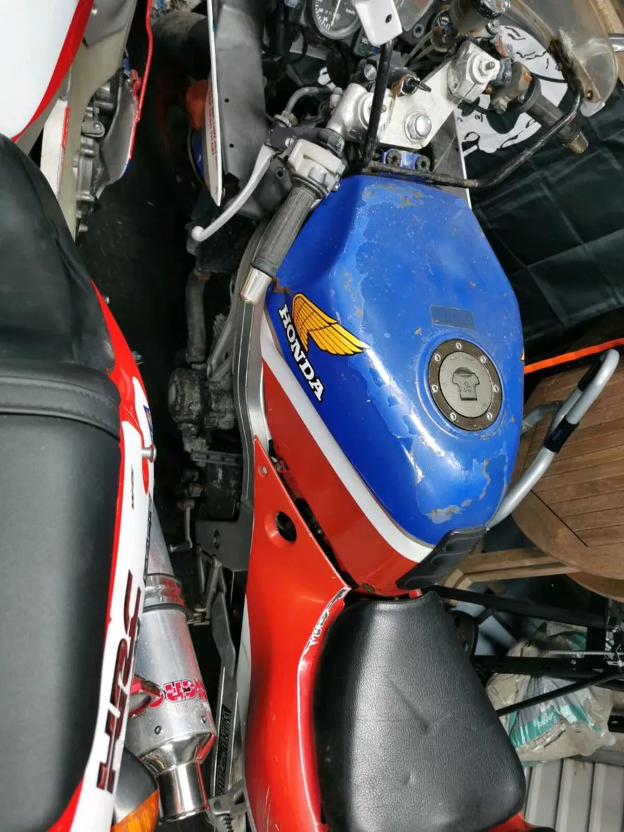 Cbr250r - Image 2